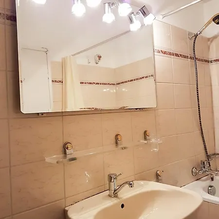 Apartment Central Dondukov *
